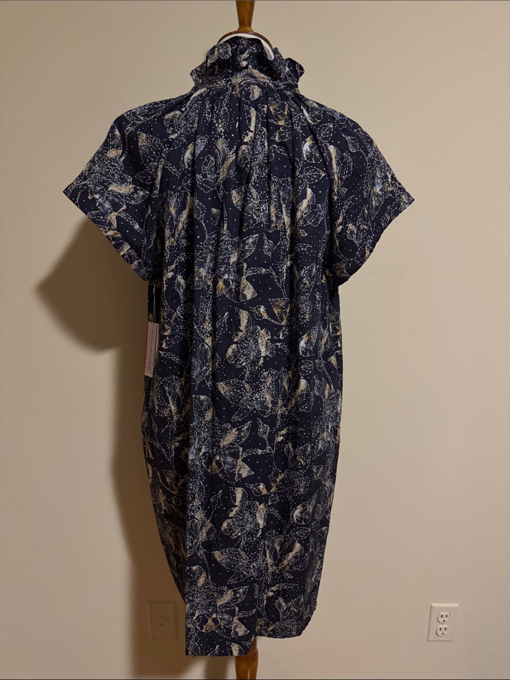 Never A Wallflower Vicki Button Down Dress In Shibori Rose Navy — image 8 of 8